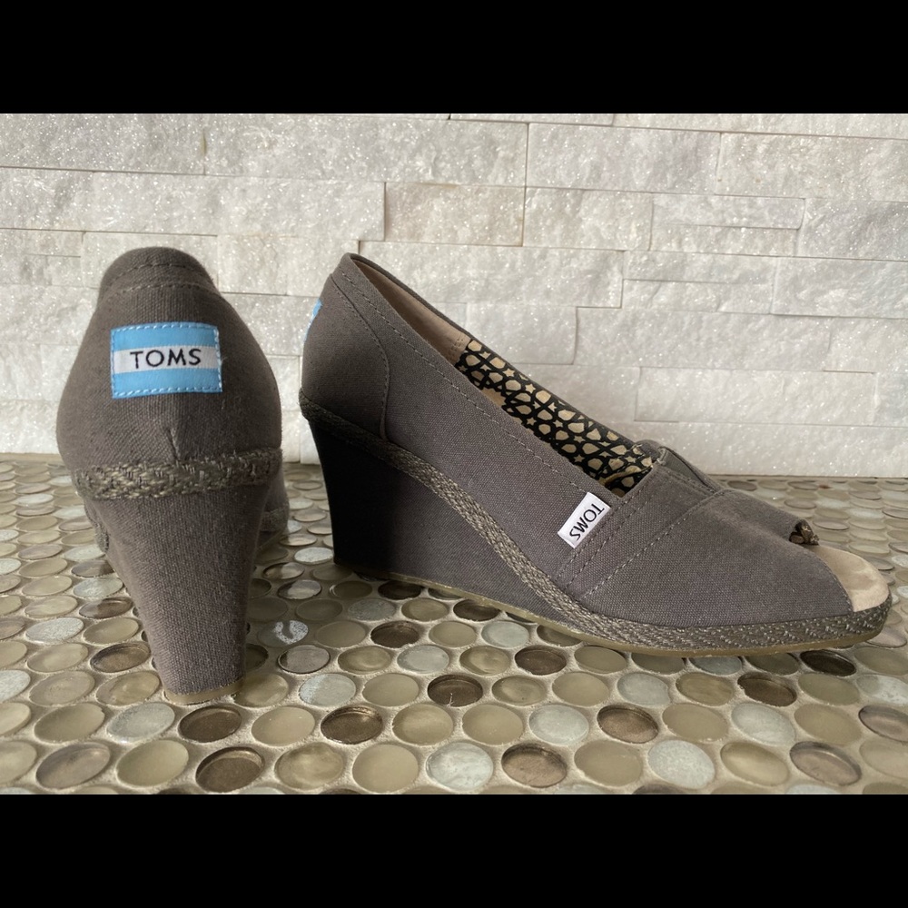 Toms Gray Classic Wedges - Size 10